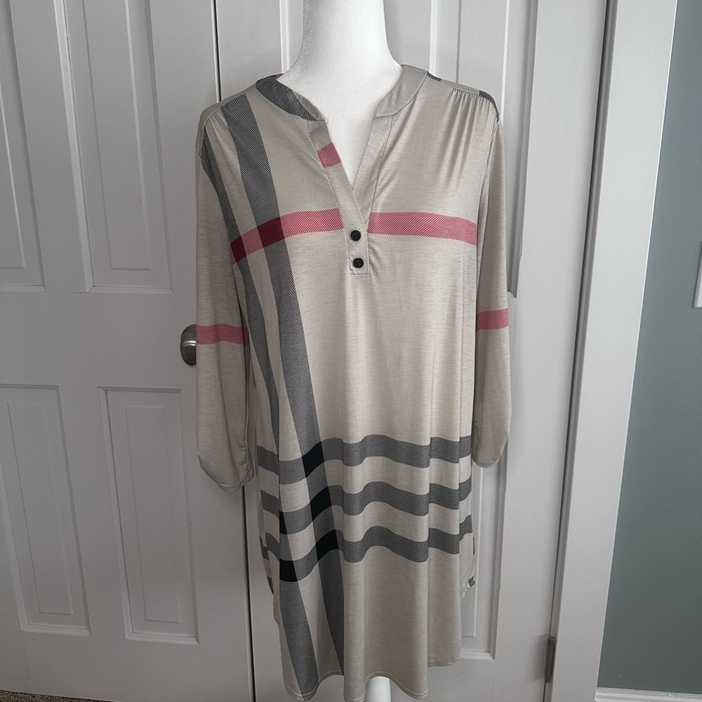 Chic Striped Buttoned Tunic